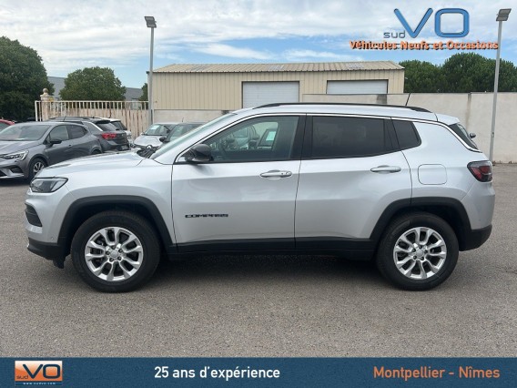 Aperçu de la photo 29 du véhicule JEEP COMPASS