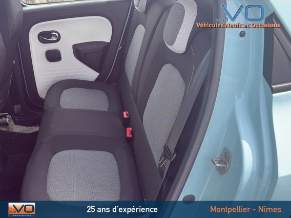 Aperçu de la photo 17 du véhicule RENAULT TWINGO III