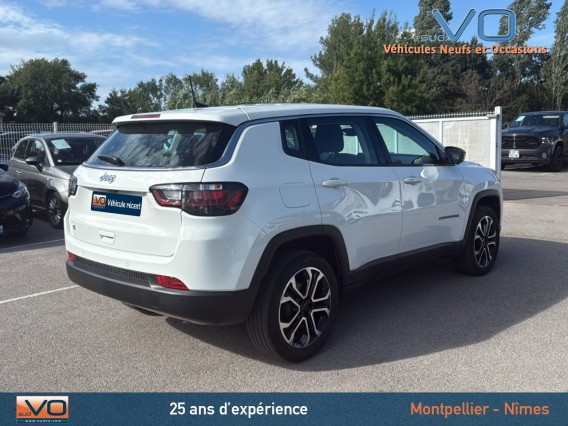 Aperçu de la photo 35 du véhicule JEEP COMPASS