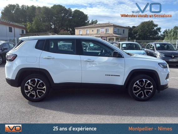 Aperçu de la photo 36 du véhicule JEEP COMPASS