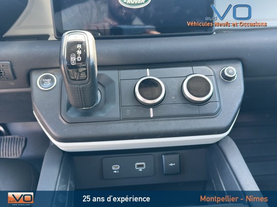 Aperçu de la photo 11 du véhicule LAND-ROVER DEFENDER