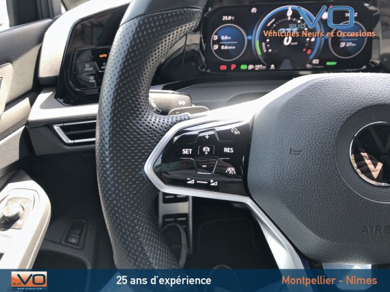 Aperçu de la photo 22 du véhicule VOLKSWAGEN GOLF