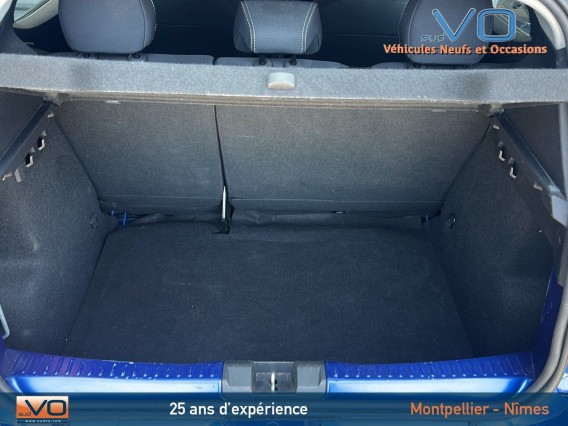 Aperçu de la photo 18 du véhicule DACIA SANDERO