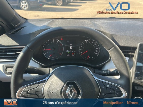 Aperçu de la photo 11 du véhicule RENAULT CLIO V