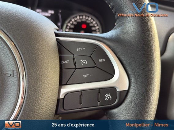 Aperçu de la photo 14 du véhicule JEEP RENEGADE