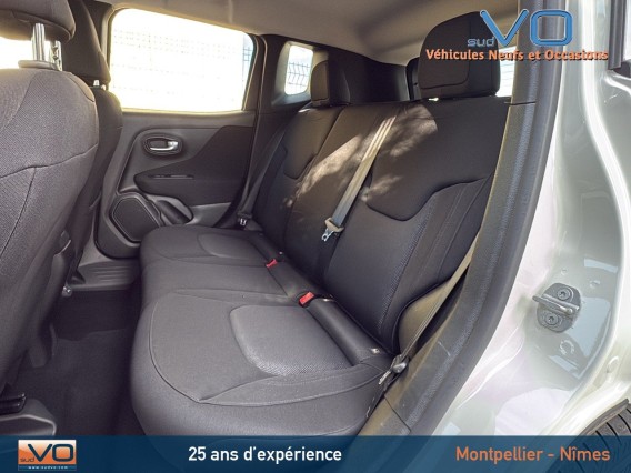 Aperçu de la photo 17 du véhicule JEEP RENEGADE