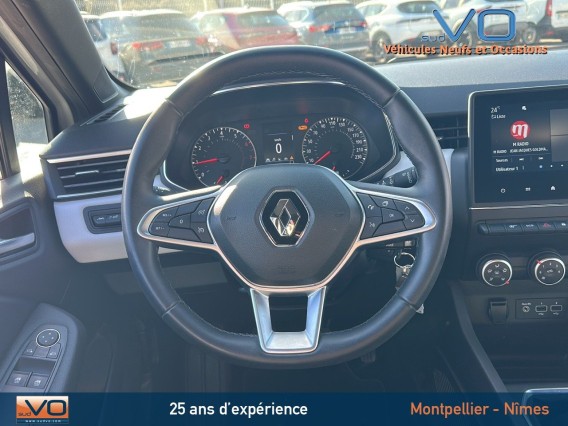 Aperçu de la photo 10 du véhicule RENAULT CLIO V