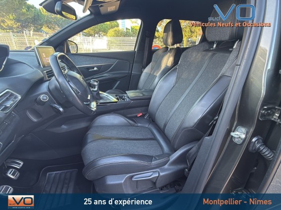 Aperçu de la photo 16 du véhicule PEUGEOT 3008