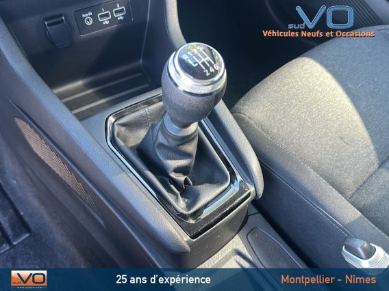 Aperçu de la photo 20 du véhicule RENAULT CLIO V