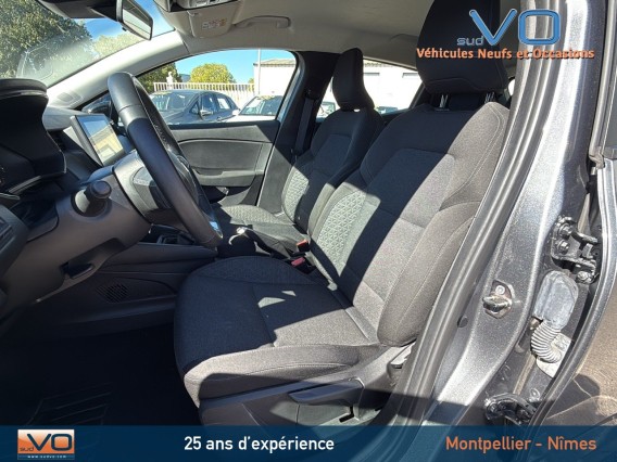 Aperçu de la photo 16 du véhicule RENAULT CLIO V