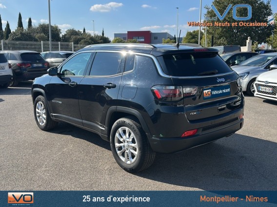 Aperçu de la photo 38 du véhicule JEEP COMPASS