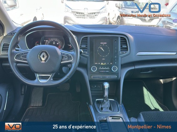 Aperçu de la photo 9 du véhicule RENAULT MEGANE IV BERLINE