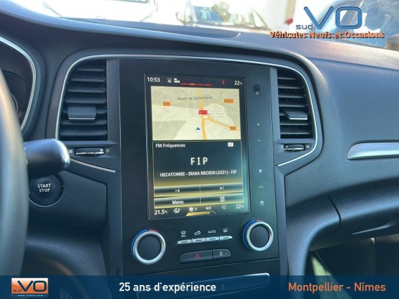 Aperçu de la photo 12 du véhicule RENAULT MEGANE IV BERLINE