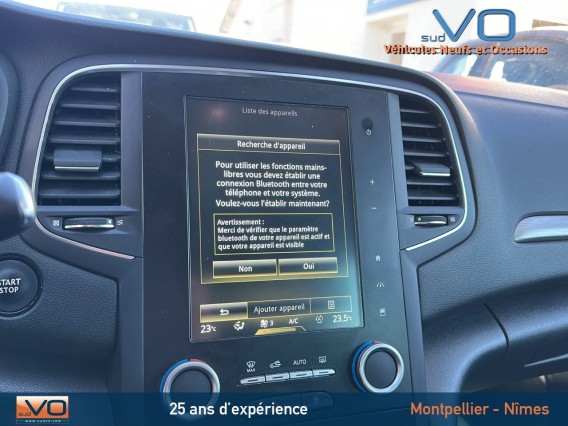Aperçu de la photo 14 du véhicule RENAULT MEGANE IV BERLINE