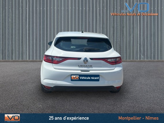 Aperçu de la photo 6 du véhicule RENAULT MEGANE IV BERLINE BUSINESS