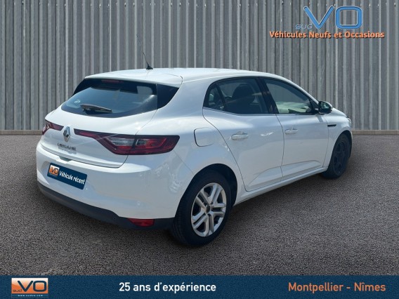 Aperçu de la photo 7 du véhicule RENAULT MEGANE IV BERLINE BUSINESS