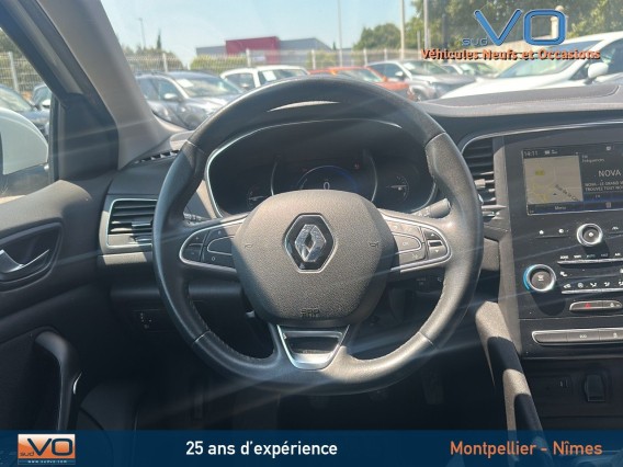 Aperçu de la photo 10 du véhicule RENAULT MEGANE IV BERLINE BUSINESS