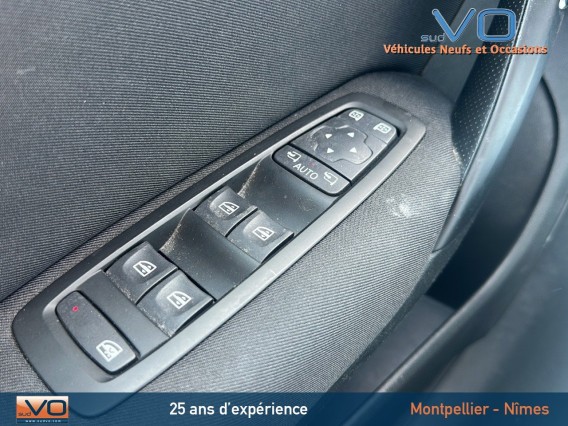 Aperçu de la photo 11 du véhicule RENAULT MEGANE IV BERLINE BUSINESS