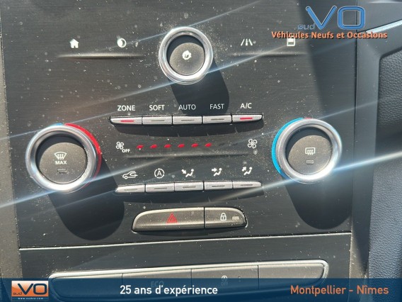 Aperçu de la photo 14 du véhicule RENAULT MEGANE IV BERLINE BUSINESS