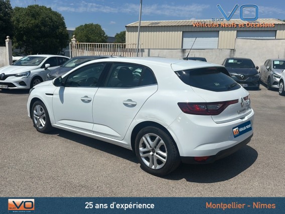 Aperçu de la photo 27 du véhicule RENAULT MEGANE IV BERLINE BUSINESS