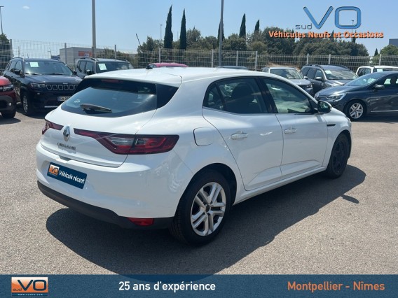 Aperçu de la photo 29 du véhicule RENAULT MEGANE IV BERLINE BUSINESS