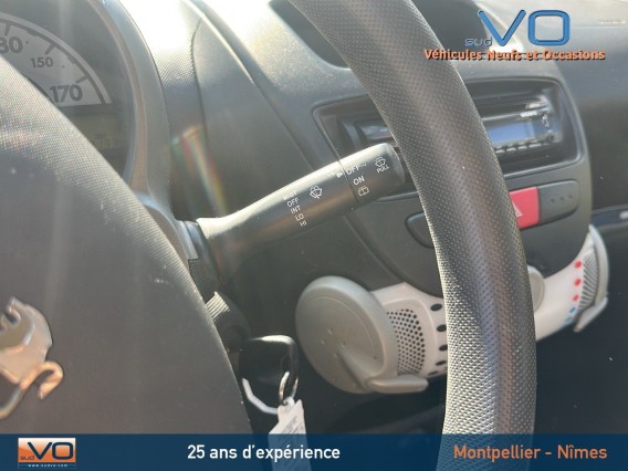 Aperçu de la photo 21 du véhicule PEUGEOT 107