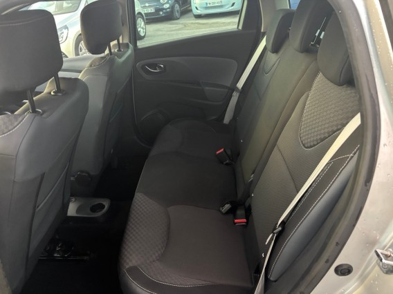 Aperçu de la photo 15 du véhicule RENAULT CLIO IV ESTATE