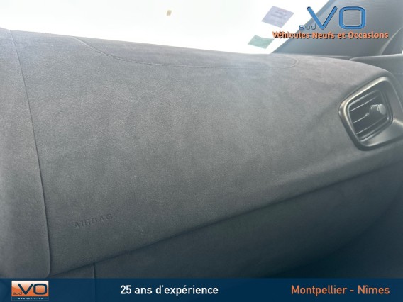 Aperçu de la photo 23 du véhicule ASTON MARTIN VANTAGE