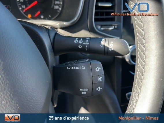 Aperçu de la photo 25 du véhicule RENAULT MEGANE IV BERLINE