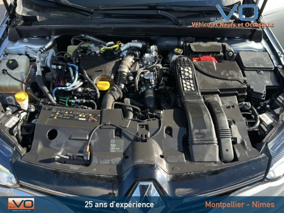 Aperçu de la photo 34 du véhicule RENAULT MEGANE IV BERLINE