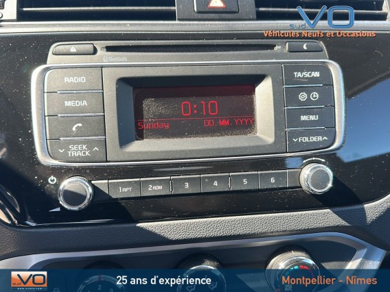 Aperçu de la photo 13 du véhicule KIA RIO