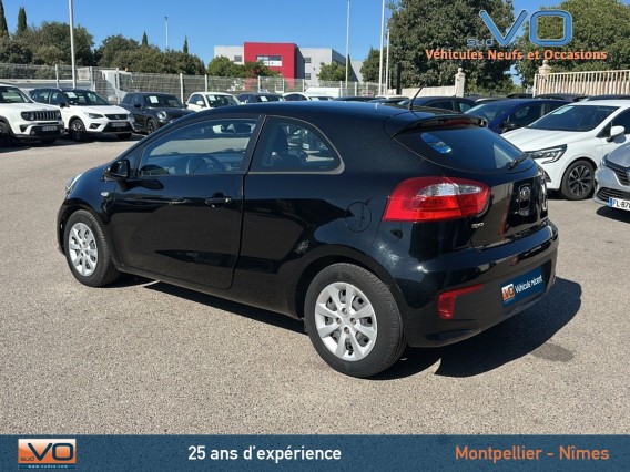 Aperçu de la photo 28 du véhicule KIA RIO