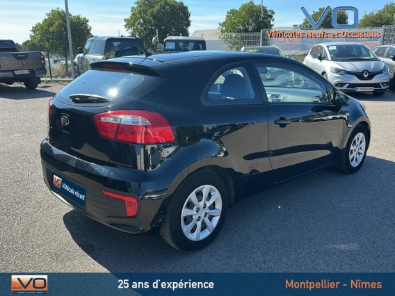 Aperçu de la photo 30 du véhicule KIA RIO