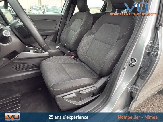 Aperçu de la photo 16 du véhicule RENAULT CLIO V