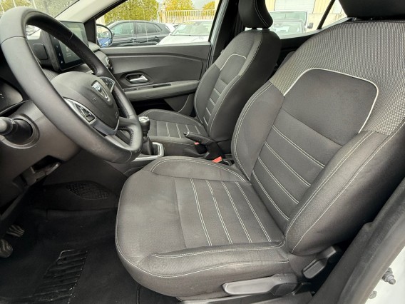 Aperçu de la photo 19 du véhicule DACIA SANDERO