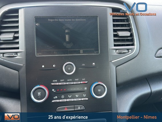 Aperçu de la photo 21 du véhicule RENAULT MEGANE IV BERLINE BUSINESS