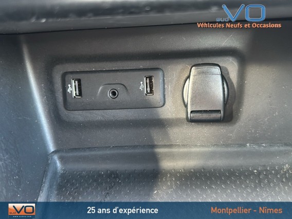 Aperçu de la photo 22 du véhicule RENAULT MEGANE IV BERLINE BUSINESS