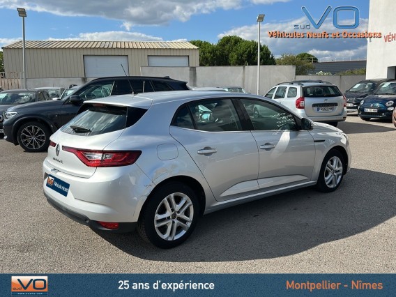 Aperçu de la photo 30 du véhicule RENAULT MEGANE IV BERLINE BUSINESS