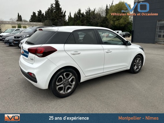 Aperçu de la photo 37 du véhicule HYUNDAI i20