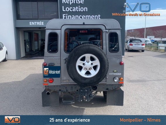 Aperçu de la photo 26 du véhicule LAND-ROVER DEFENDER 110 II STATION WAGON