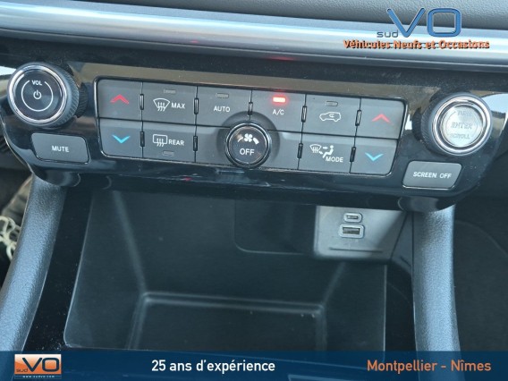 Aperçu de la photo 12 du véhicule JEEP COMPASS