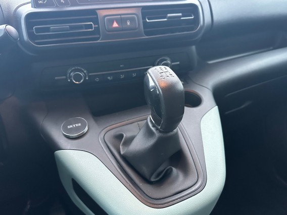 Aperçu de la photo 15 du véhicule CITROEN BERLINGO