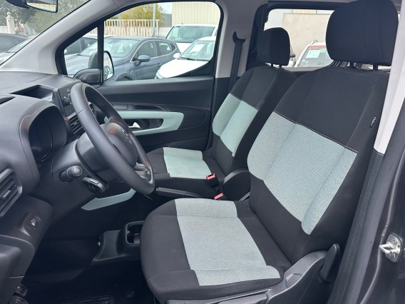 Aperçu de la photo 17 du véhicule CITROEN BERLINGO
