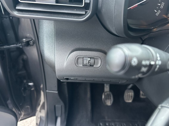 Aperçu de la photo 19 du véhicule CITROEN BERLINGO