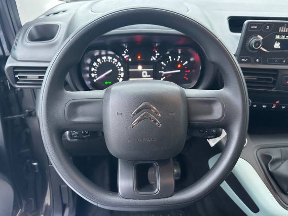 Aperçu de la photo 20 du véhicule CITROEN BERLINGO