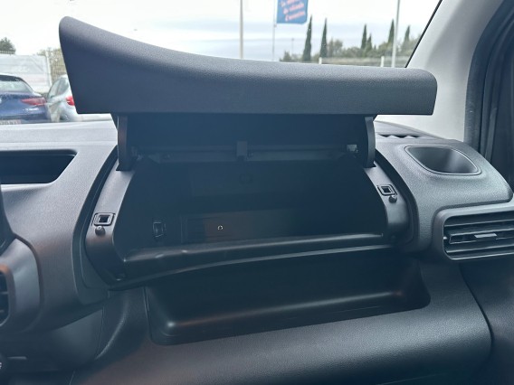 Aperçu de la photo 30 du véhicule CITROEN BERLINGO