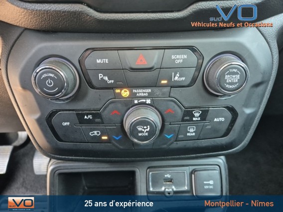 Aperçu de la photo 12 du véhicule JEEP RENEGADE