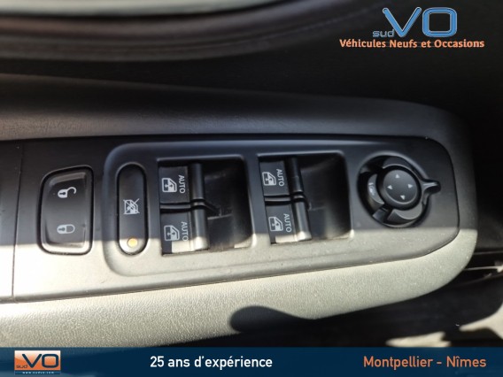 Aperçu de la photo 15 du véhicule JEEP RENEGADE