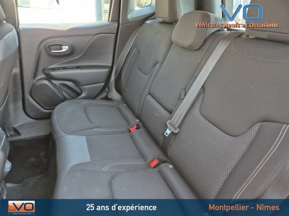 Aperçu de la photo 17 du véhicule JEEP RENEGADE