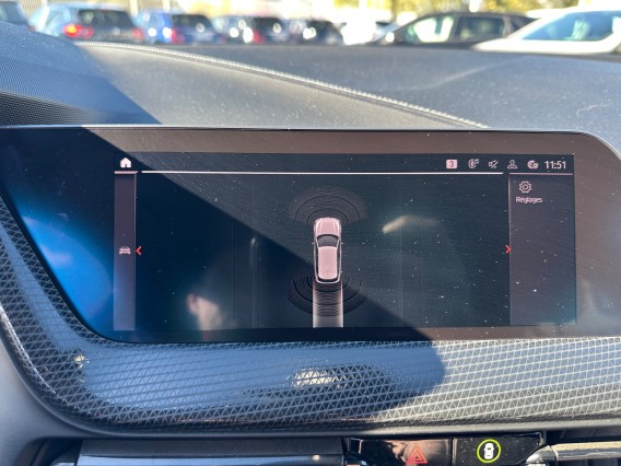 Aperçu de la photo 27 du véhicule BMW SERIE 1 F40